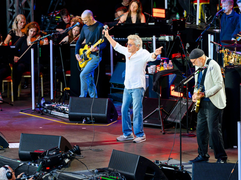2X18E9B Edinburgh Castle Concerts, The Who Roger Daltrey