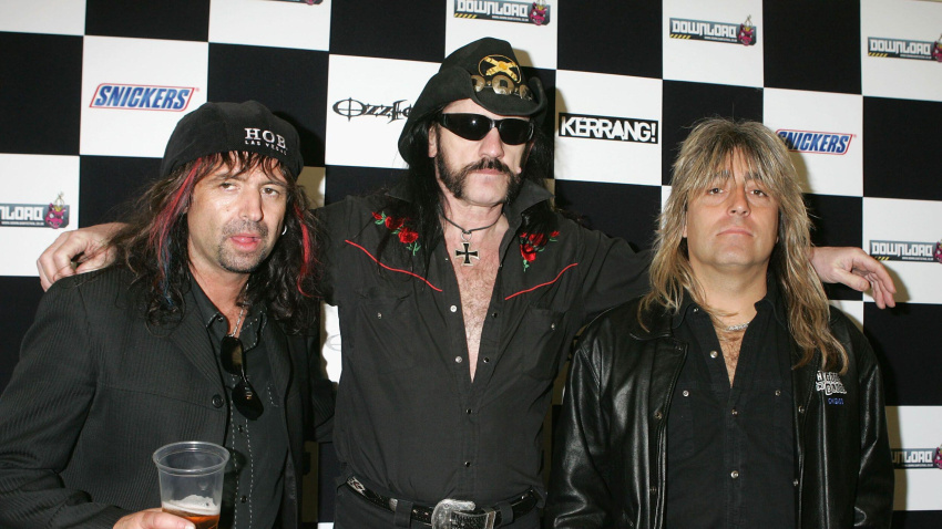 2HBJK98 Motorhead; Phil Campbell; Lemmy Kilminster; Mikkey Dee pose backstage on at the third and final day of this year's Download Festival at Donington Park, Castle Donington on June 12, 2005 in Leicestershire, England.