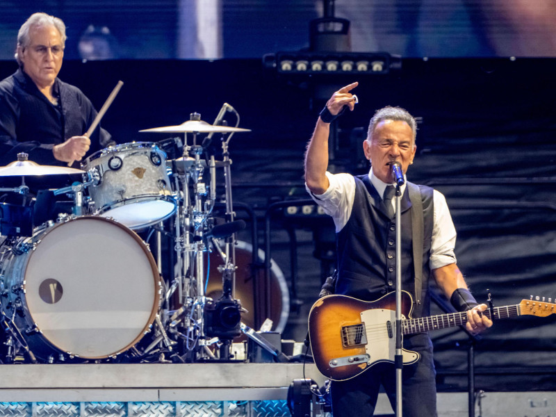 3BJFNN1 Prague, Czech Republic. 15th June, 2025. American singer and guitarist Bruce Springsteen with The E Street Band perform in Prague, Czech Republic, on June 15, 2025. Credit: Vit Simanek/CTK Photo/Alamy Live News