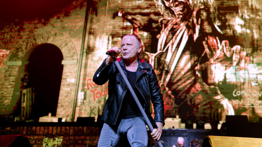 3BKR3T3 June 22, 2025, Manchester Uk: BRUCE DICKINSON (vocals) of Iron Maiden at the Co-op Live Arena, Manchester, UK as part of their 2025 Run For Your Lives Tour ..Editorial use only a?? no merchandise of any kind (Credit Image: © Andy Von Pip/ZUMA Press Wire) EDITORIAL USAGE ONLY! Not for Commercial USAGE!