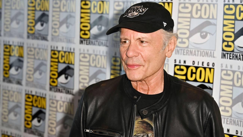 3F3GY3B Bruce Dickinson beim Photocall zum Podiunsgespräch 'Hollywood's Love Affair with Swordplay' auf der San Diego Comic-Con International 2026 im San Diego Convention Center. San Diego, 23.07.2026