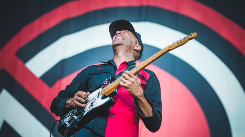 2F4GATX ITALY, FIRENZE 2017: Tom Morello, guitarist of the American rap/rock super group Prophets of Rage (consisted of members of Rage Agains the Machine, Cypress Hill and Public Enemy), performing live on stage.