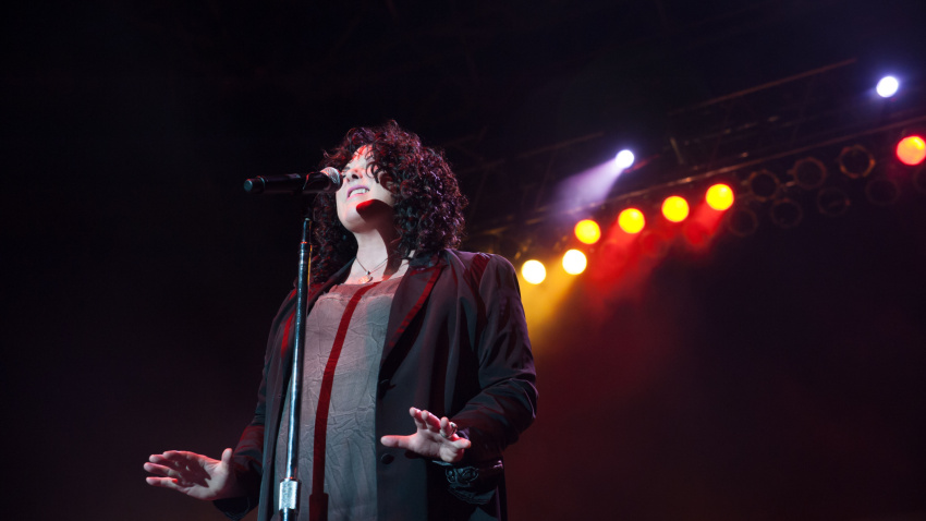 DENNXH LINCOLN, CA - September 21: Rock band Heart performs at Thunder Valley Casino Resort in Lincoln, California on September 21, 2013