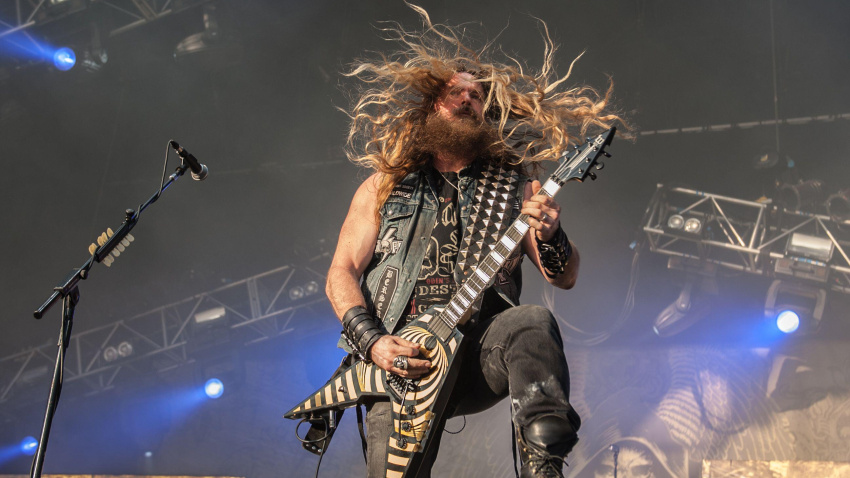 2H4Y1RC Zakk Wylde of Black Label Society performing live on stage during Bloodstock festival  on August 09, 2015 at Catton Hall, Derbyshire, United Kingdom