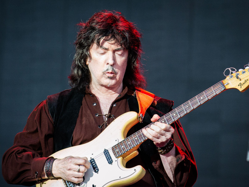 2WMEB0M The guitarist Ritchie Blackmore of Rainbow and Deep Purple. Image shot 06/2019. Exact date unknown.