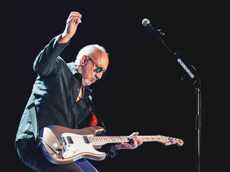 2J25N7D ITALY, BOLOGNA, UNIPOL ARENA 2016: Pete Townshend, guitarist of the British rock band ?The Who?, performing live on stage for the ?Back to the Who? European tour