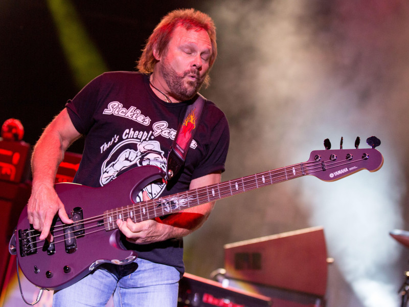 EX5K7N July 4, 2015 - Milwaukee, Wisconsin, U.S - Bassist MICHAEL ANTHONY of Sammy Hagar and The Circle performs live on stage at the Summerfest Music Festival in Milwaukee, Wisconsin (Credit Image: © Daniel DeSlover/ZUMA Wire)