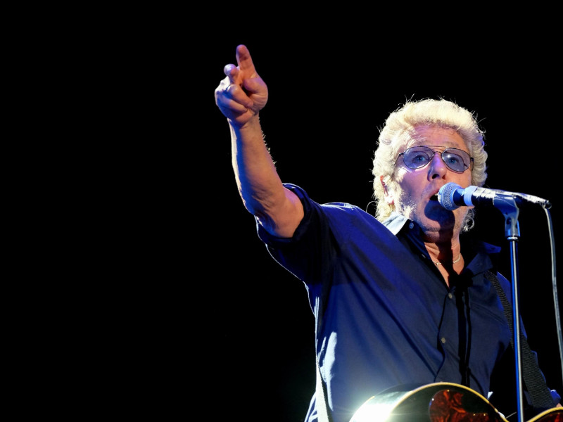 JAP2T2 \the Who performing at Isle of Wight Festival 2016