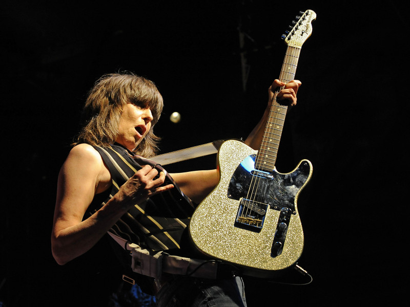 D4PG45 Chrissie Hynde, singer and guitarist of the British rock band ?The Pretenders? performs at the first concert of the the band?s Germany tour in Stuttgart, Germany, 21 June 2009. Ther band will also perform in Berlin, Hamburg and Freiburg. Photo: Marijan Murat