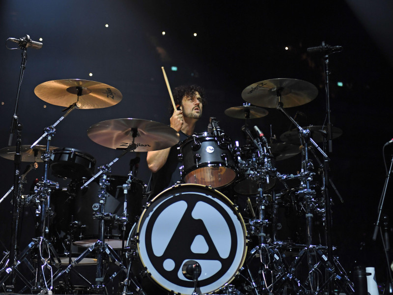 2Y6C0F2 London, UK. 24th Sep, 2024. LONDON, ENGLAND - SEPTEMBER 24: Colin Brittain of ?Linkin Park' performing at O2 Arena, Greenwich on September 24, 2024 in London, England.CAP/MAR © MAR/Capital Pictures Credit: Capital Pictures/Alamy Live News