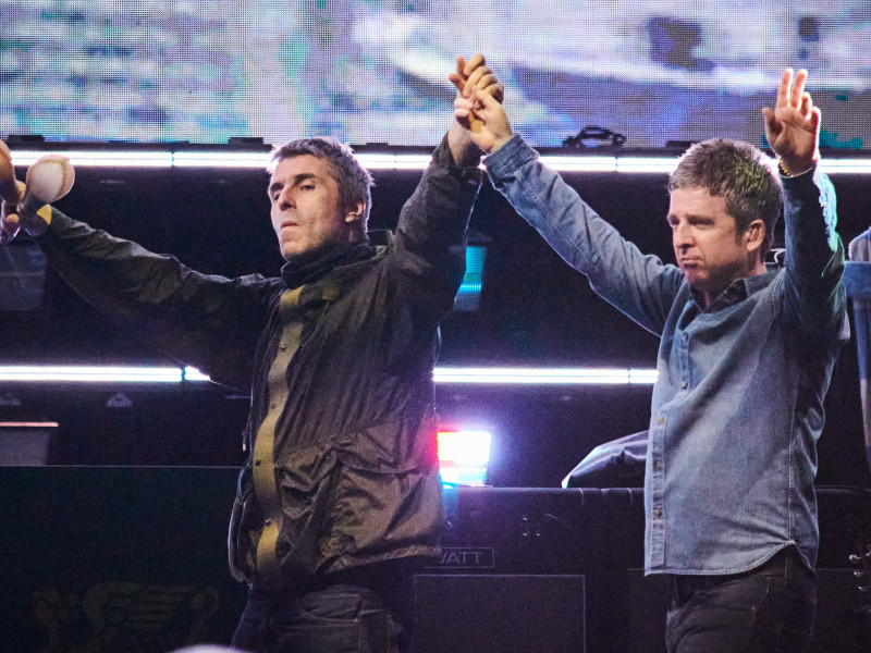 August 24, 2025, Toronto, On, Canada: Liam Gallagher (left) and Noel Gallagher of Oasis walk onstage together during their reunion tour in Toronto, on Sunday, Aug. 24, 2025. (Credit Image: © Sammy Kogan/The Canadian Press via ZUMA Press)