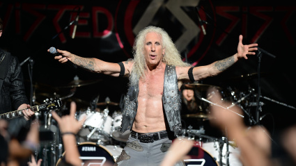 KK5F14 NEW YORK, NY - SEPTEMBER 02: Dee Snider of Twisted Sister performs on Fox & Friends' All-American Concert Series on September 2, 2016 in New York City.People:  Dee Snider
