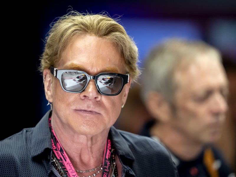 3C87W7D BOEDAPEST - Axl Rose, lead singer of hard rock band Guns N' Roses, before the start at the Hungaroring during the Grand Prix of HungaryANP SANDER KONING