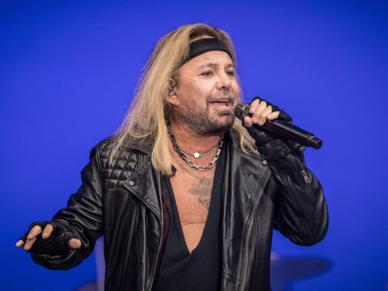 2T79011 Melbourne, Victoria, Australia. 14th Nov, 2023. MELBOURNE, AUSTRALIA - NOVEMBER 14: Vince Neil of Motley Crue performs at Marvel Stadium on November 14, 2023 in Melbourne, Australia. (Credit Image: © Chris Putnam/ZUMA Press Wire) EDITORIAL USAGE ONLY! Not for Commercial USAGE! Credit: ZUMA Press, Inc./Alamy Live News Credit: ZUMA Press, Inc./Alamy Live News