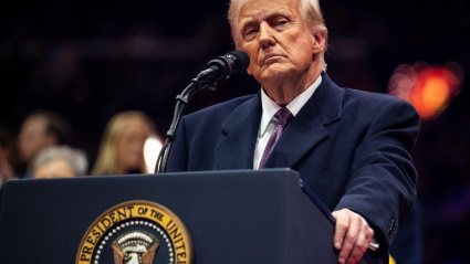 2SCE07B WASHINGTON DC, USA - 20 January 2025 - US President Donald Trump addresses the audience after the inaugural parade during the Presidential Inauguratio