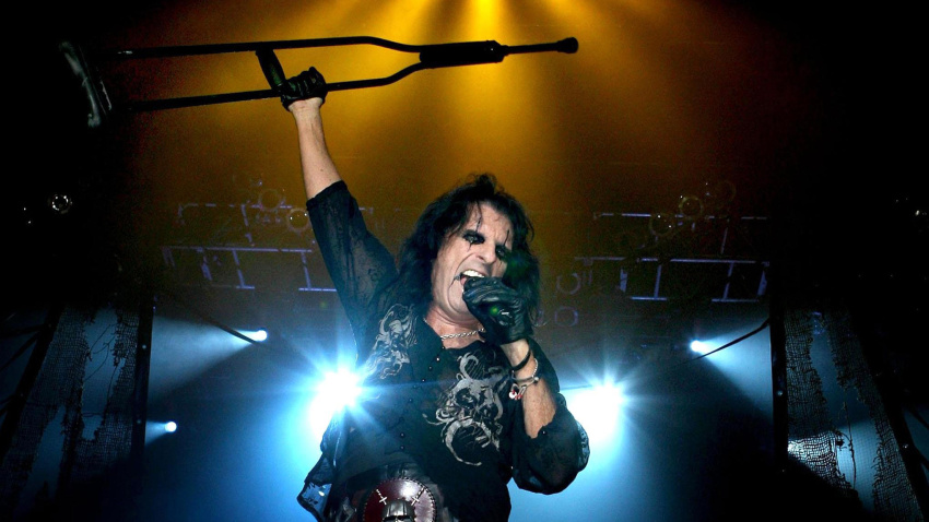 GADB52 Alice Cooper in concert at Wembley Arena - London. Alice Cooper performs at Wembley Arena in London.