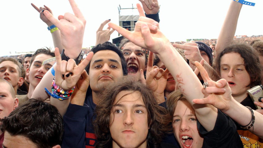 G5TH1T Crowds enjoying the music during the Ozzfest annual rock music festival at Donnington Park, in Leicestershire.