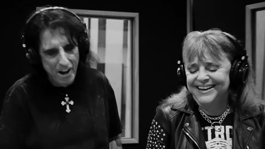 Suzi Quatro y Alice Cooper lanzan su propia versión de “Kick Out the Jams” de MC5: así suena