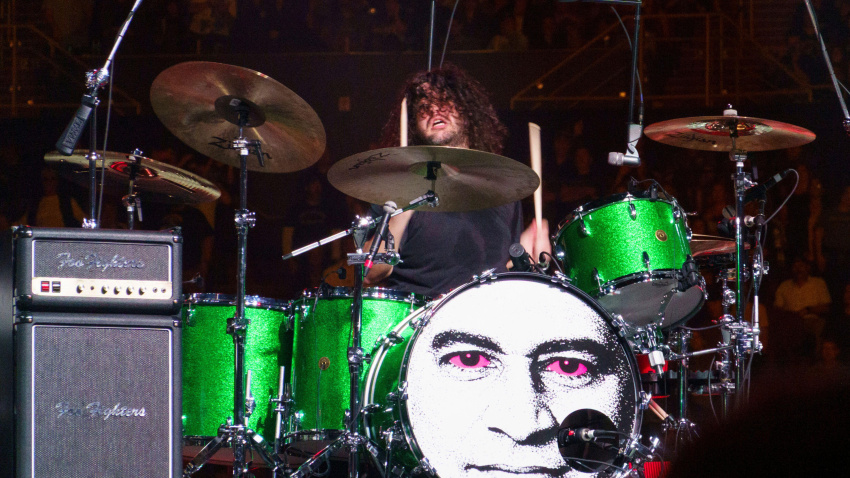 3DG9GBC January 15, 2026, Inglewood, California, USA: Drummer Ilan Rubin of the rock band Foo Fighters performs on stage during a benefit concert at KIA Forum. (Credit Image: © K.C. Alfred/ZUMA Press Wire) EDITORIAL USAGE ONLY! Not for Commercial USAGE!
