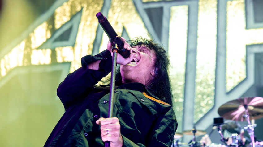 2YN1CTW London, United Kingdom. 23st November 2024.  Anthrax play a sold out show at Hammersmith Apollo. Cristina Massei/Alamy Live News.