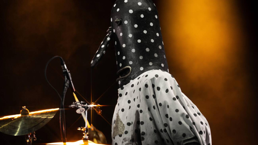 3EWN84G 3EWN84G Montreal, Canada. 27th June, 2026. Klek of the Quebec experimental rock duo Angine de Poitrine performs on the TD Stage during the Montreal International Jazz Festival. Credit: Eric Bouchard / Alamy Live News