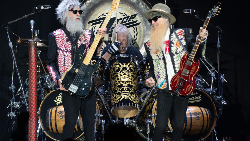 2XH40B4 London, UK. 11 Jul 2024. (L-R) - Bassist Elwood Francis, drummer Frank Beard, Vocalist/guitarist Billy Gibbons of American Rock band ZZ Top performs at OVO Wembley Arena. Credit: Justin Ng/Alamy Live News