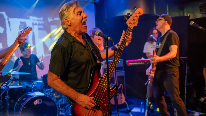 Glenn Matlock contesta a Johny Rotten después de que diga que “los