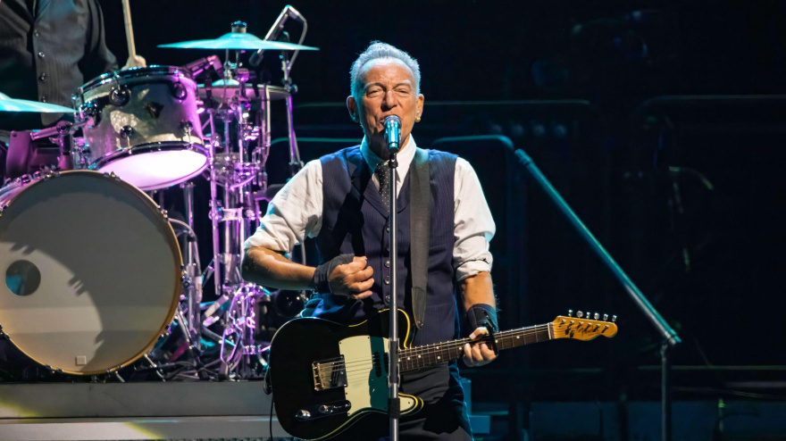3BB5FNJ Manchester, England, 14th May, 2025. Bruce Springsteen and the E Street Band playing the first of three nights at Co-op Live in Manchester on their The Land of Hope and Dreams Tour. Credit: Izzy Clayton/Alamy Live News