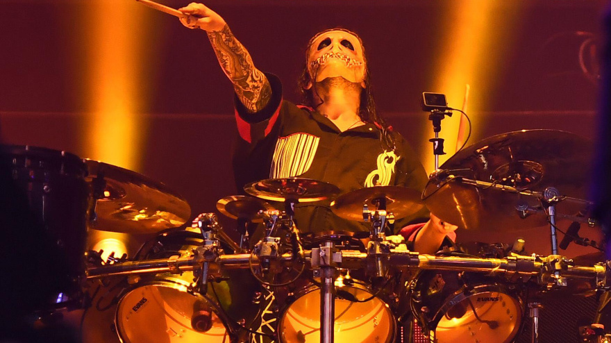 3BPFH3E DERBYSHIRE, ENGLAND - JUNE 11: Jay Weinberg of ?Slipknot? performing at Download Festival, Donington Park on June 11, 2023 in London, England.CAP/MAR©MAR/Capital Pictures
