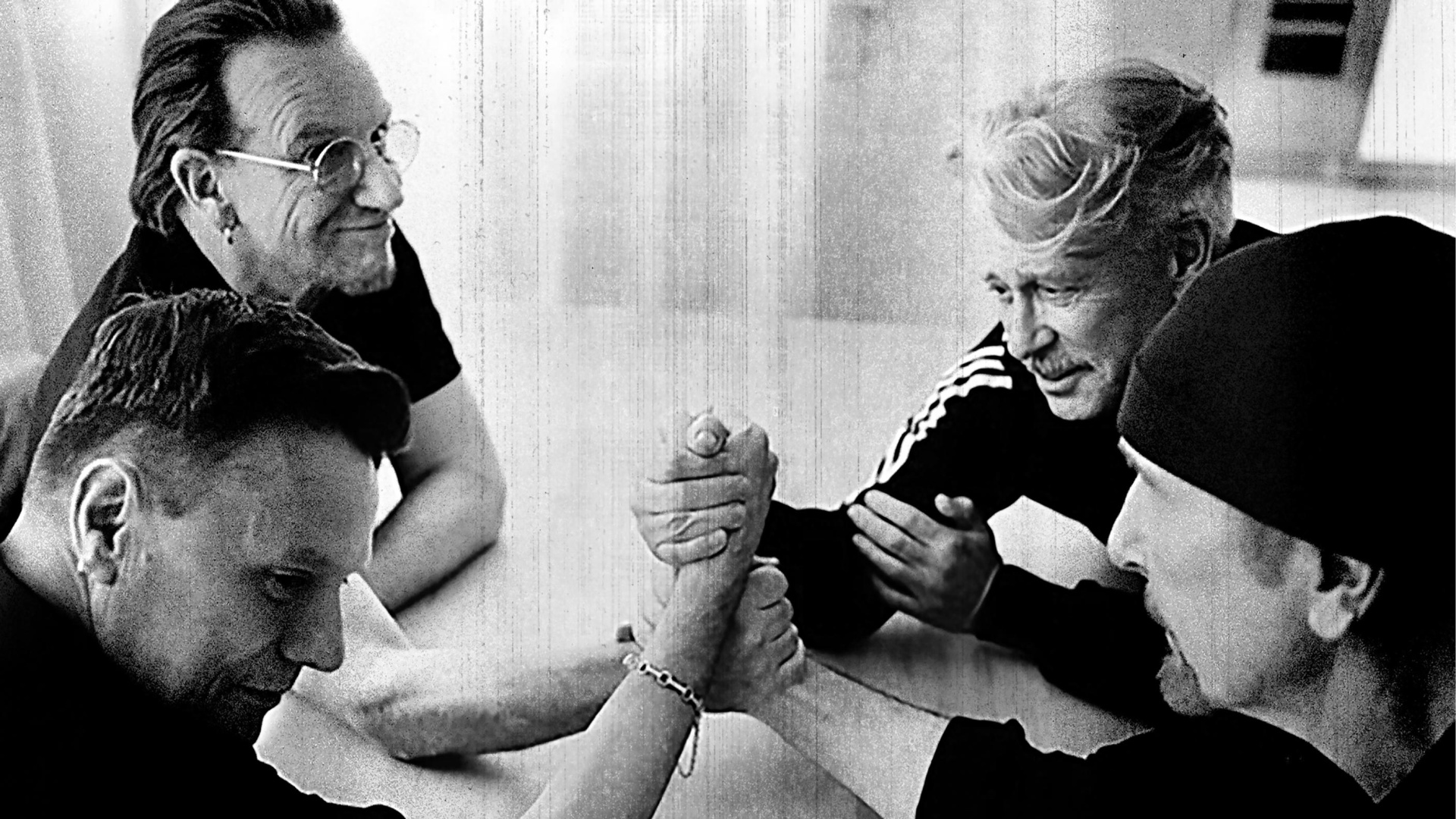 U2 lanza un nuevo EP por sorpresa: así suena el comprometido 'Days of Ash'