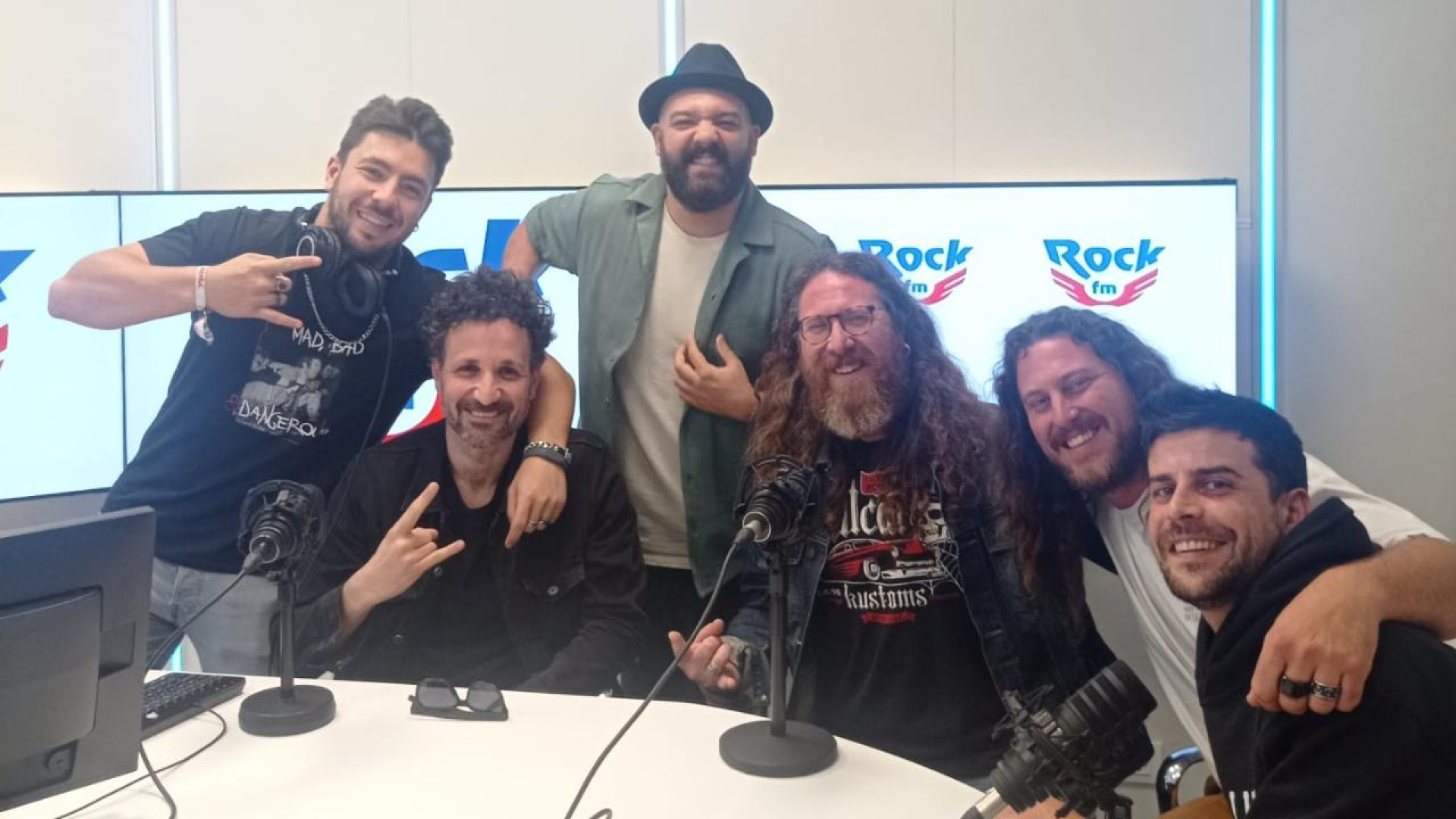 The Golden Lips, la banda que nació gracias a una pegatina de Soungarden