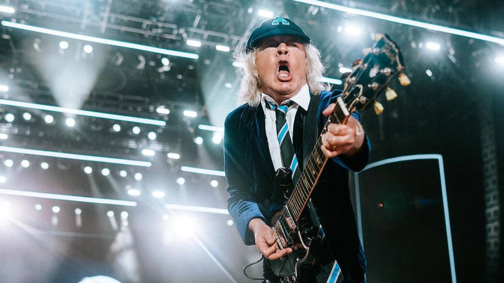 AC/DC volvería a salir de gira en 2024 y su mes de septiembre lleva el ...