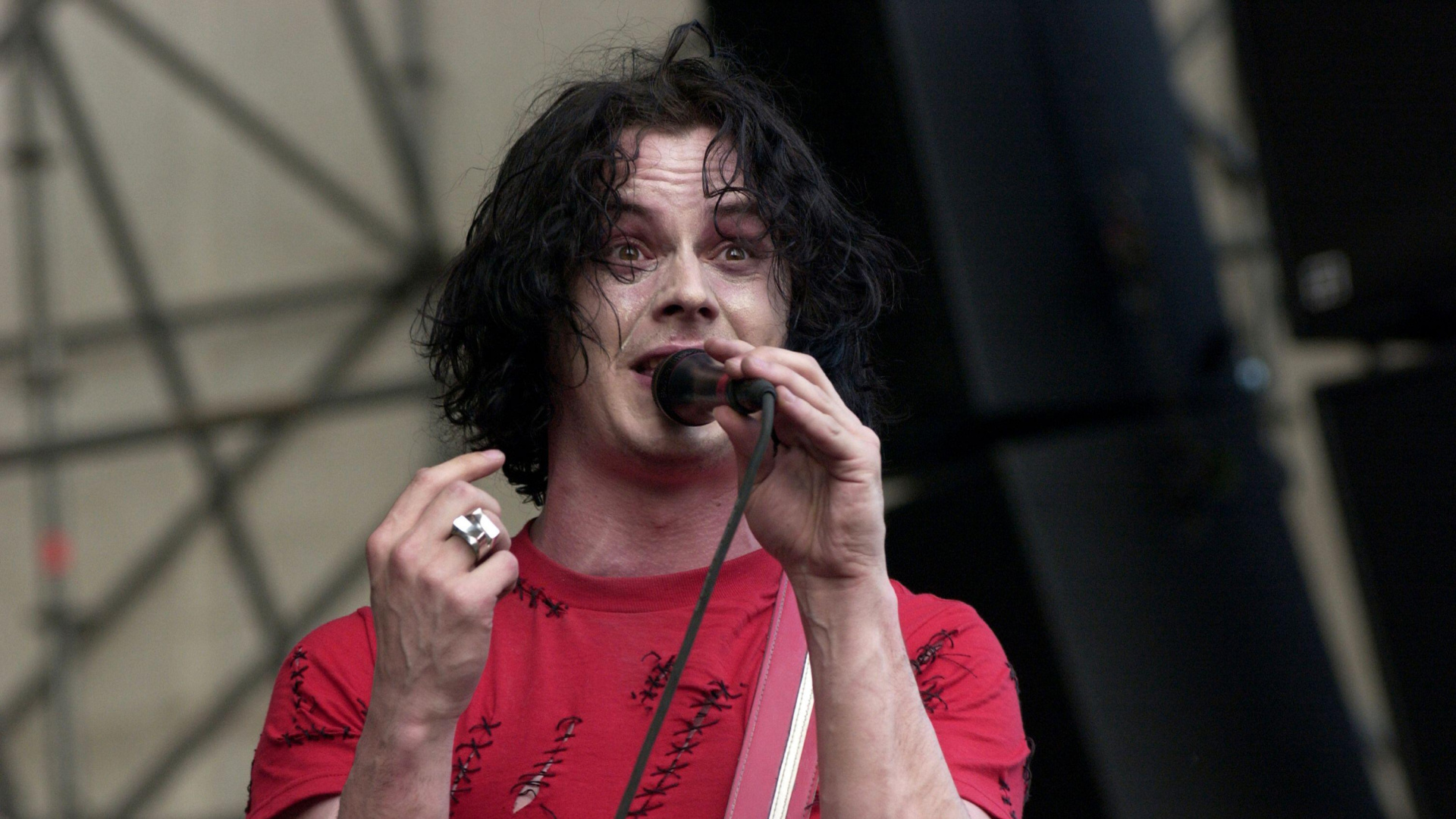 Jack White aclara sus palabras sobre Taylor Swift: “Nunca he dicho que su música sea aburrida”