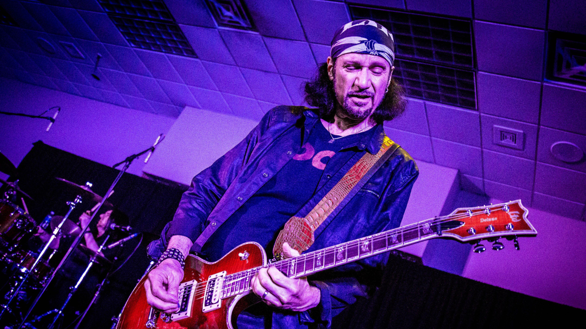 Bruce Kulick, antiguo guitarrista de Kiss, se recupera de una cirugía de corazón