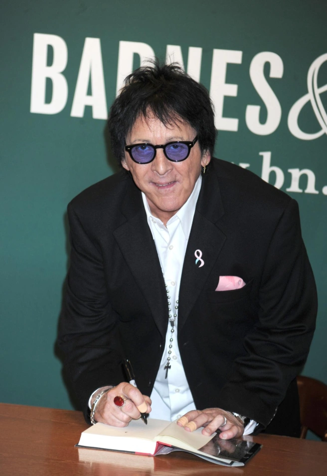 JGWBMW Peter Criss Signs copies of his new book, Make Up To Break Up at Barnes and Noble 5th Avenue in New York City. October 23, 2012.. Credit: Dennis Van Tine/MediaPunch