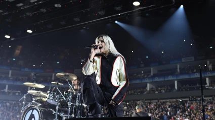 2Y6C0E3 London, UK. 24th Sep, 2024. LONDON, ENGLAND - SEPTEMBER 24: Emily Armstrong of ?Linkin Park' performing at O2 Arena, Greenwich on September 24, 2024 in London, England.CAP/MAR © MAR/Capital Pictures Credit: Capital Pictures/Alamy Live News