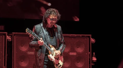 T185NR Tinley Park, Illinois, USA. 4th Sep, 2016. TONY IOMMI of Black Sabbath performs live at Hollywood Casino Amphitheater in Tinley Park, Illinois Credit: Daniel DeSlover/ZUMA Wire/Alamy Live News