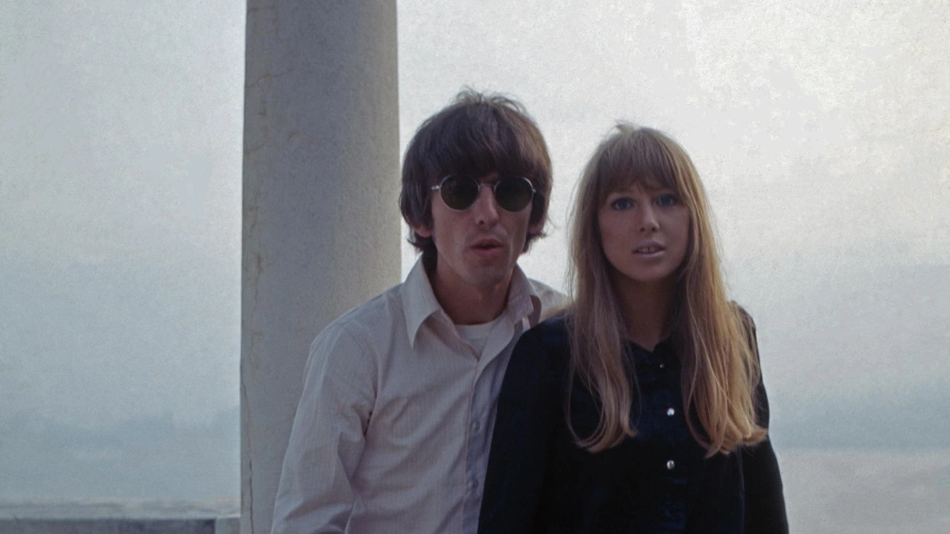 MC2WPW Beatle George Harrison mit Patricia Anne Pattie Boyd zu Besuch in Monte Carlo, Monaco 1966. Beatle George Harrison and Patricia Anne Pattie Boyd visiting Monte Carlo, Monaco 1966.