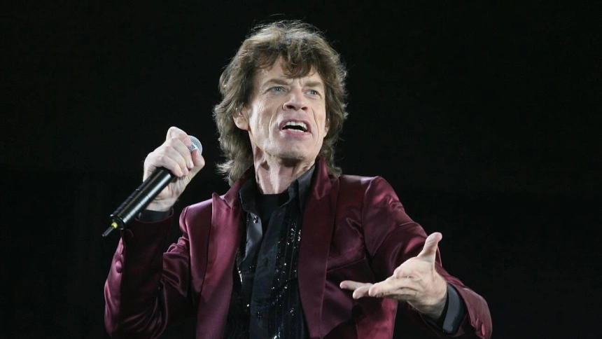 2HBK5M0 2HBK5M0 The Rolling Stones live at Isle of Wight Festival, Newport, on June 8,2007.