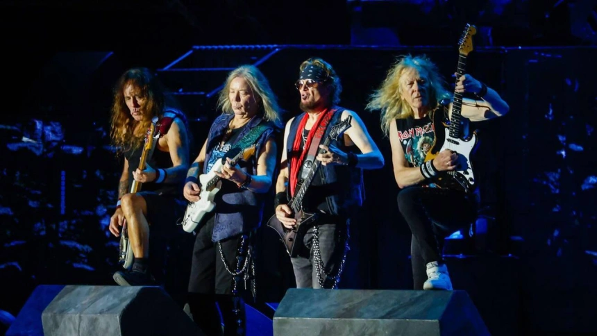 3ET0MJM 3ET0MJM CLISSON, FRANCE - JUNE 19 : Iron Maiden, during day 2 of the Hellfest heavy metal festival, on June 19, 2024 in Clisson, France. (Photo by Luis Gutierrez/Foto Norte)CLISSON, FRANCIA - 19 DE JUNIO: durante el dia 2 del festival de heavy metal Hellfest, el 19 de junio de 2026 en Clisson, Francia. (Foto de Luis Gutierrez /Norte Photo)(NORTEPHOTO.COM )