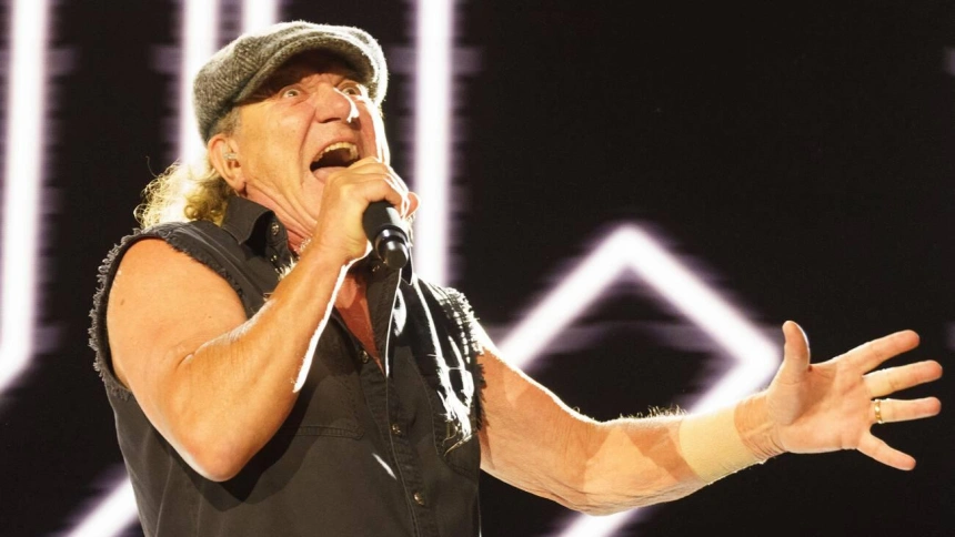 3F5K1JH Las Vegas, USA. 01st Aug, 2026. Brian Johnson performs with AC/DC in Las Vegas, Nevada, on August 1, 2026. The performance was part of the "Power Up" tour. (Photo by Geoffrey Clowes/Sipa USA) Credit: Sipa USA/Alamy Live News