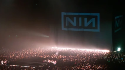 3BPFMRH PARIS, FRANCE. 7th July, 2025. Massive crowd at the industrial rock band Nine Inch Nails concert at the Accor Arena. Jacques Julien/Alamy Live News