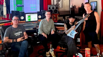 Jane's Addiction podría continuar como banda sin Perry Farrell a la voz