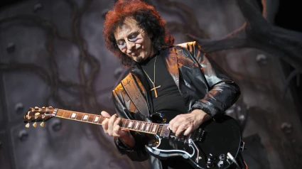 CD44P9 Aug 7, 2008 - Bristow, Virginia, USA - Guitarist TONY IOMMI of the band Heaven and Hell performs on the second date of their 2008 Metal Masters Tour as it makes a stop at the Nissan Pavilion located in Virginia. Copyright 2008 Jason Moore. Mandatory Credit: Jason Moore