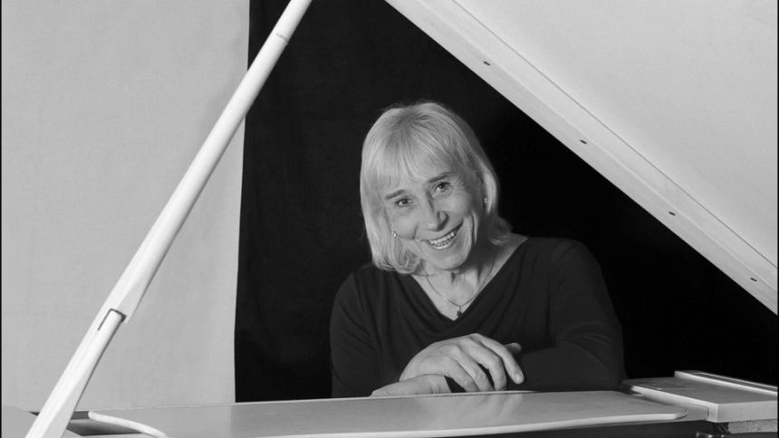 Muere Dee Palmer, teclista histórica de Jethro Tull, a los 88 años