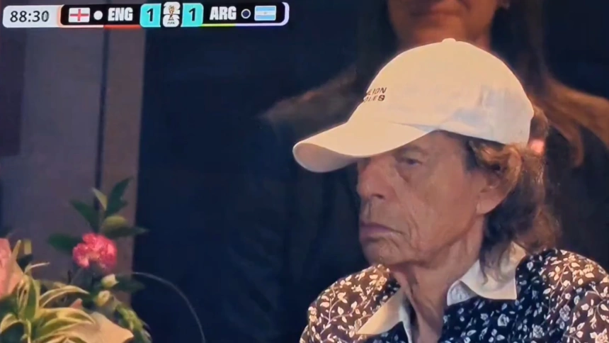 El disgusto de Mick Jagger se vuelve viral después de que Argentina ganara a Inglaterra: su cara lo dice todo