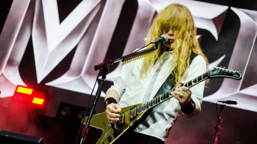 3EXN33J Dave Mustaine of Megadeth performing at Release Athens Festival in Plateia Nerou (Water Square) / Greece, June 2026