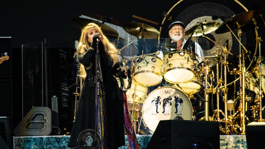 TYWW24 Landgraaf, Netherlands 10 june 2019 Fleetwood Mac performs live at Pinkpop Festival 2019 © Roberto Finizio/ Alamy