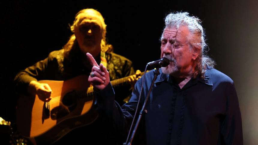 3ET5D45 Sibenik, Croatia. 20th June, 2026. Robert Plant performs during his concert with with Saving Grace and Suzi Dian at St. Michael's Fortress in Sibenik, Croatia on June 20, 2026. Photo: Dusko Jaramaz/PIXSELL Credit: Pixsell/Alamy Live News