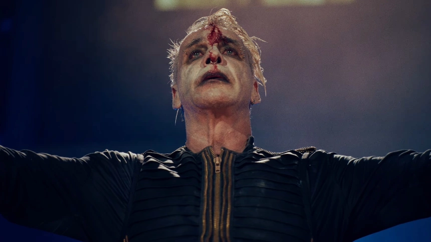 Rammstein traslada su volcánica apisonadora de directo a los cines de todo el mundo con una película en 4K